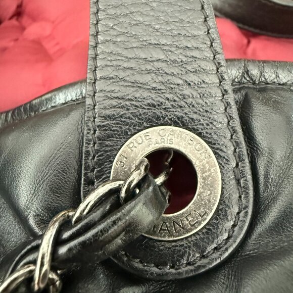 Chanel Chesterfield Shopping Tote Quilted Leather Large - Picture 7 of 11